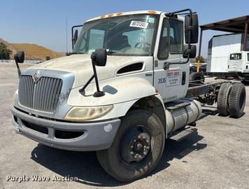 Main image International 4300