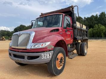 Main image International 4400