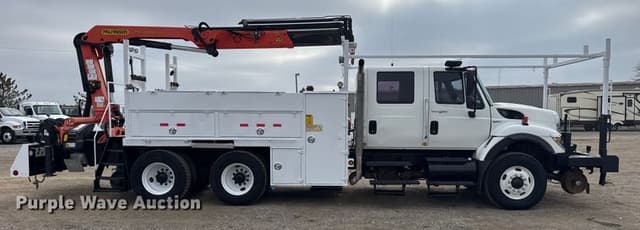 Image of International 7500 equipment image 3