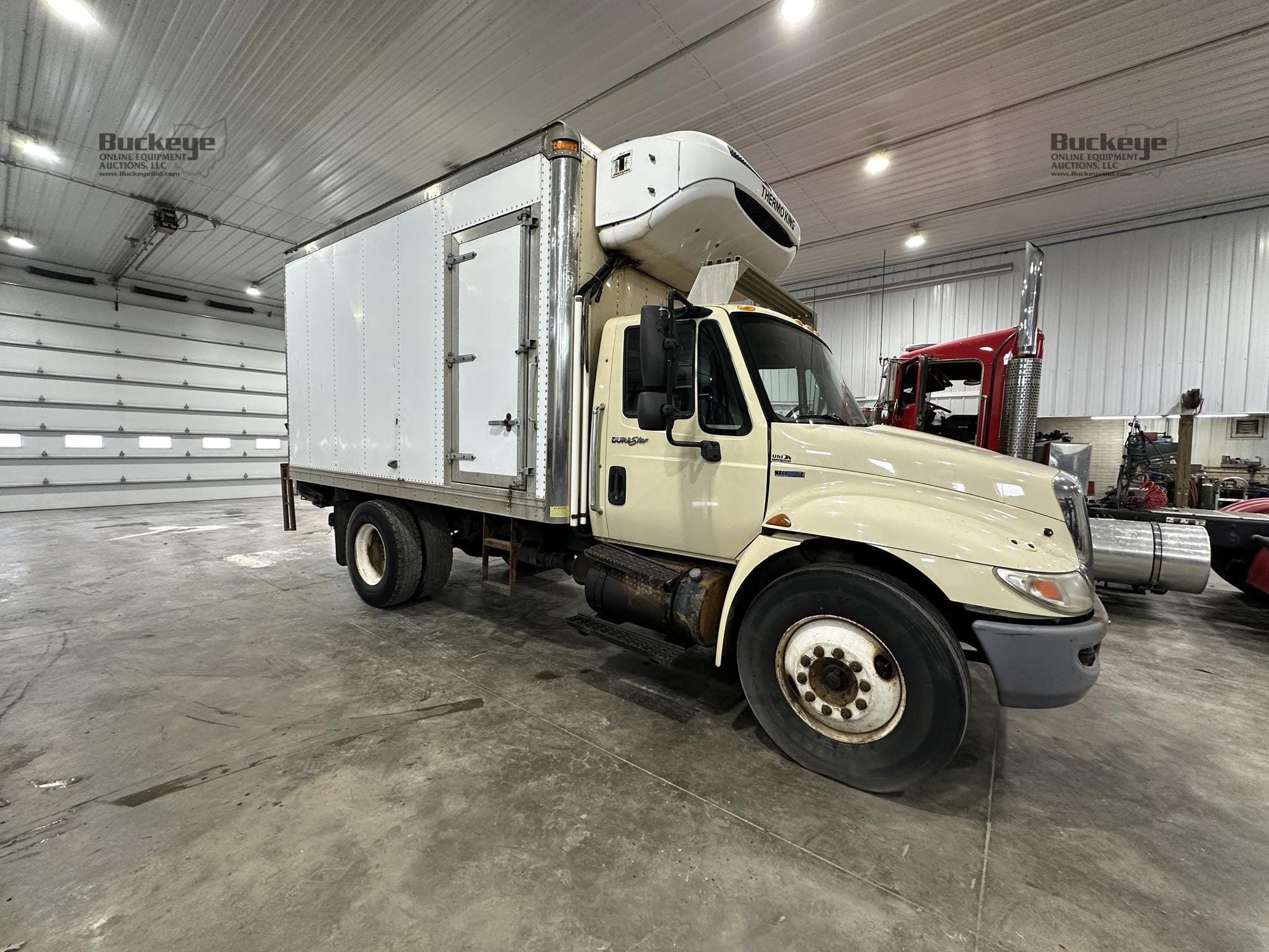 2010 International Durastar 4300 Equipment Image0