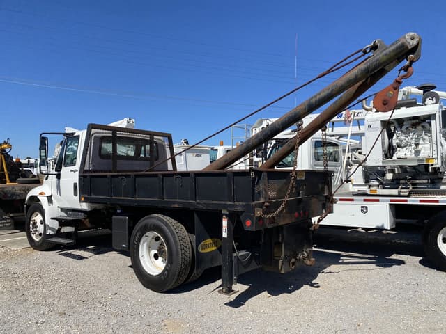 Image of International Durastar 4300 equipment image 1