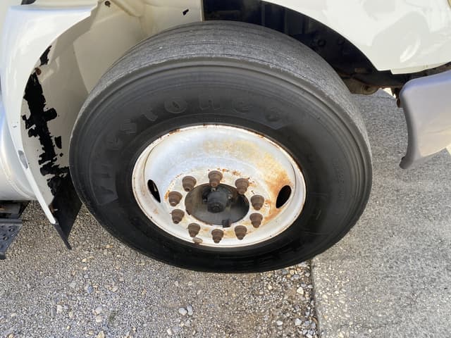 Image of International Durastar 4300 equipment image 4