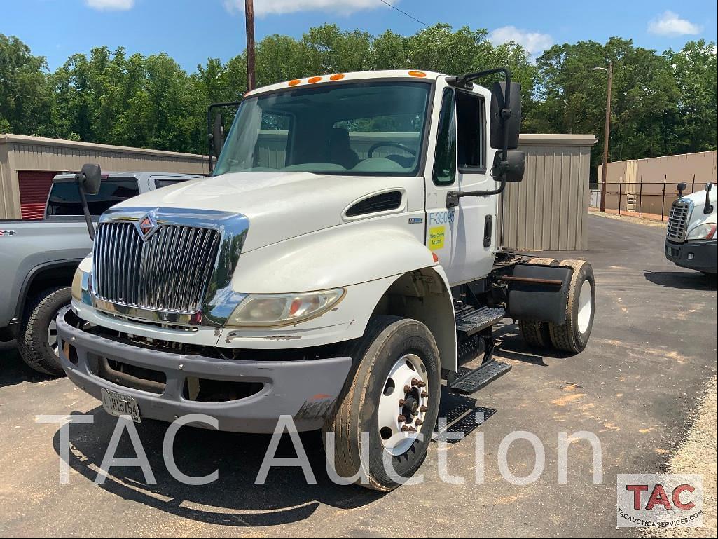 Image of International DuraStar 4400 Primary image