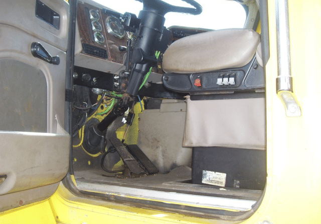 Image of International Paystar 5600 equipment image 4