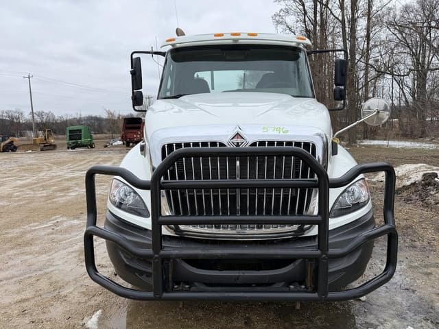 Image of International ProStar equipment image 1