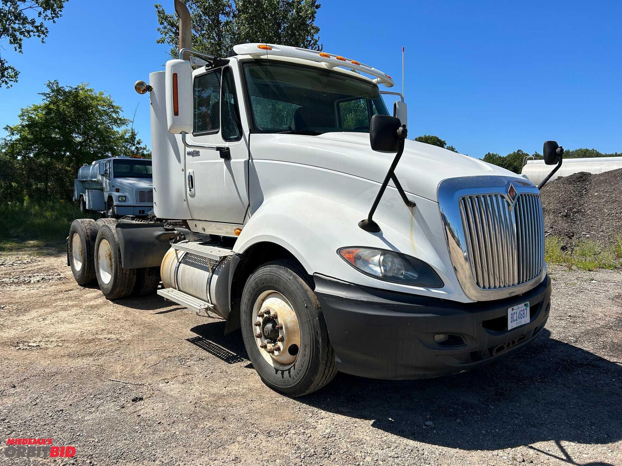 Main image International ProStar