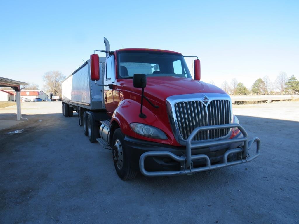 2010 International ProStar Equipment Image0