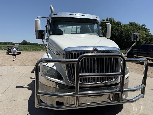 Image of International ProStar equipment image 3