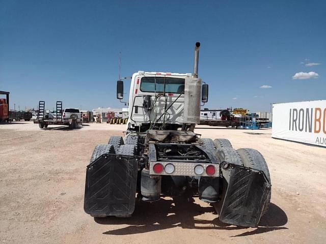 Image of International ProStar equipment image 3