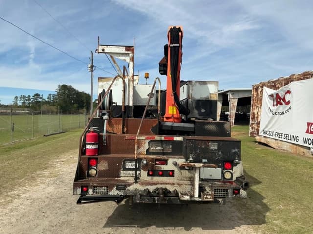 Image of International 7400 equipment image 4