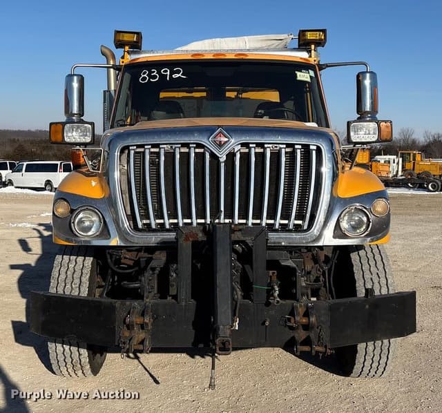 Image of International Workstar 7500 equipment image 1