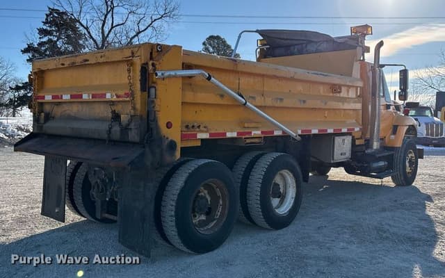 Image of International Workstar 7500 equipment image 4