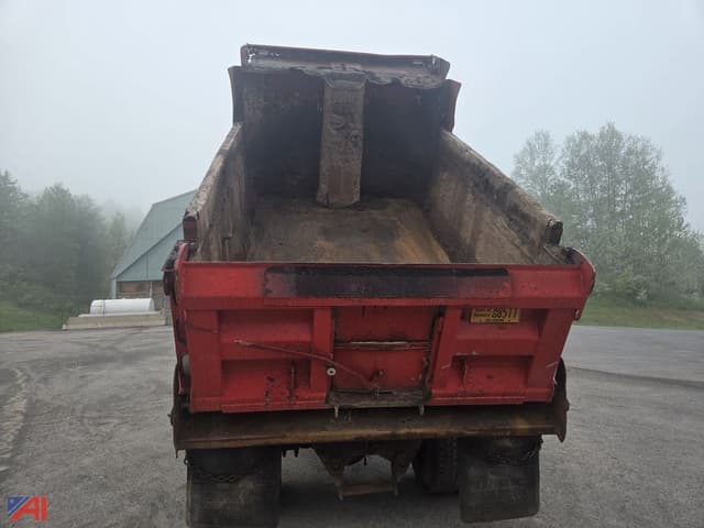 Image of International Workstar 7500 equipment image 1