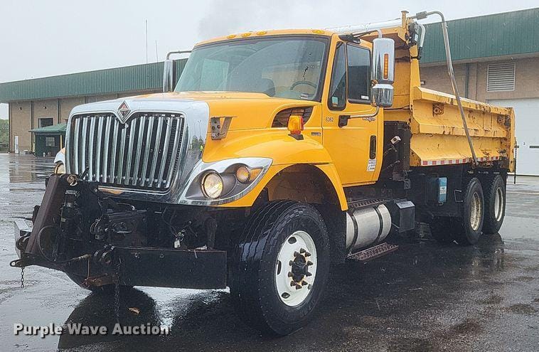 Main image International 7500