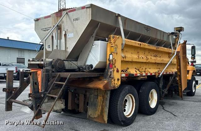 Image of International Workstar 7500 equipment image 4