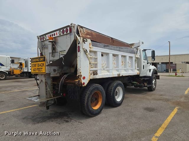 Image of International WorkStar 7600 equipment image 4