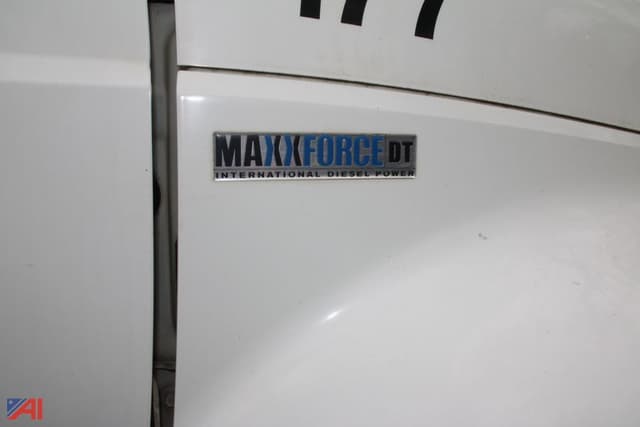 Image of International Durastar 4300 equipment image 4