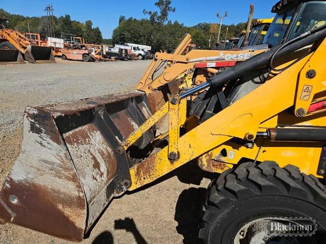 Image of JCB 3CX-15-4-T equipment image 2