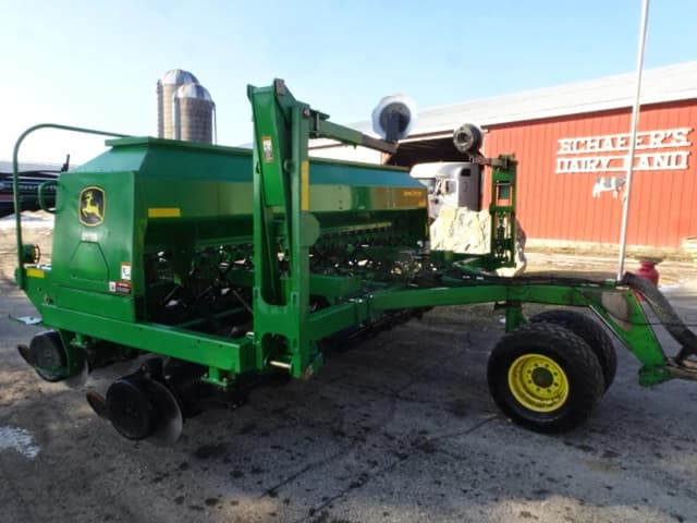 Image of John Deere 1590 equipment image 4