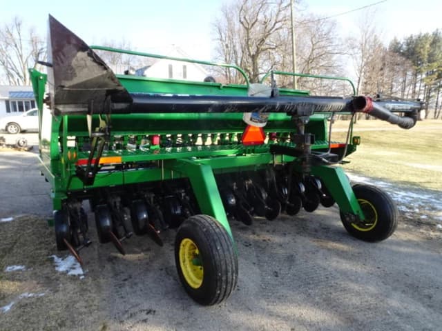 Image of John Deere 1590 equipment image 2