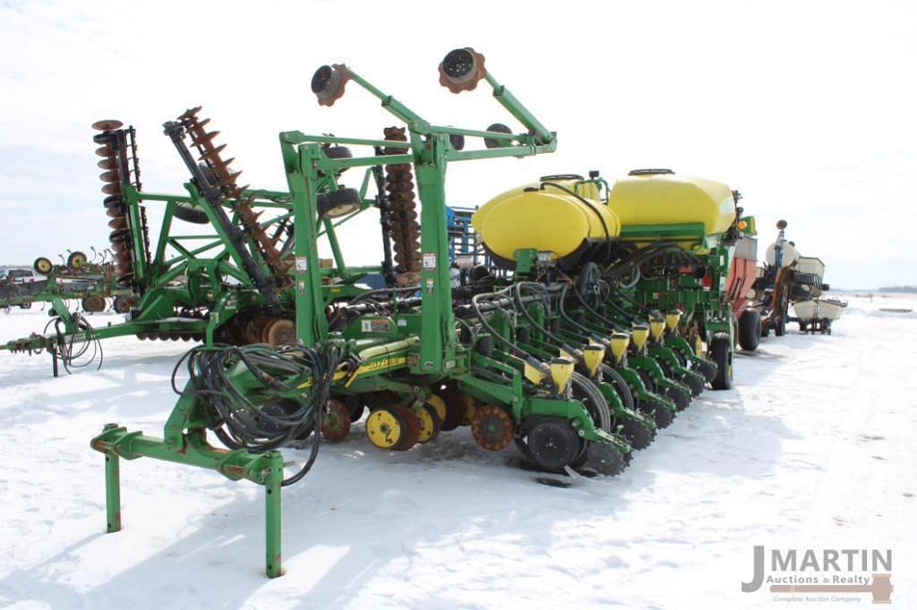 Image of John Deere 1770 Primary image