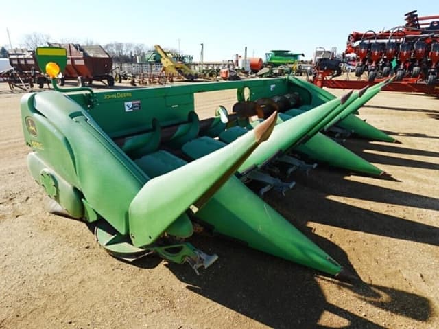 Image of John Deere 608C equipment image 3