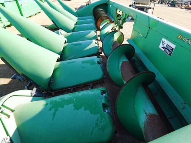 Image of John Deere 608C equipment image 4