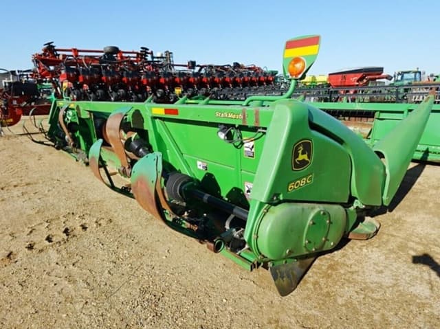 Image of John Deere 608C equipment image 2