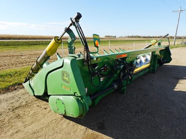 Image of John Deere 612C equipment image 1
