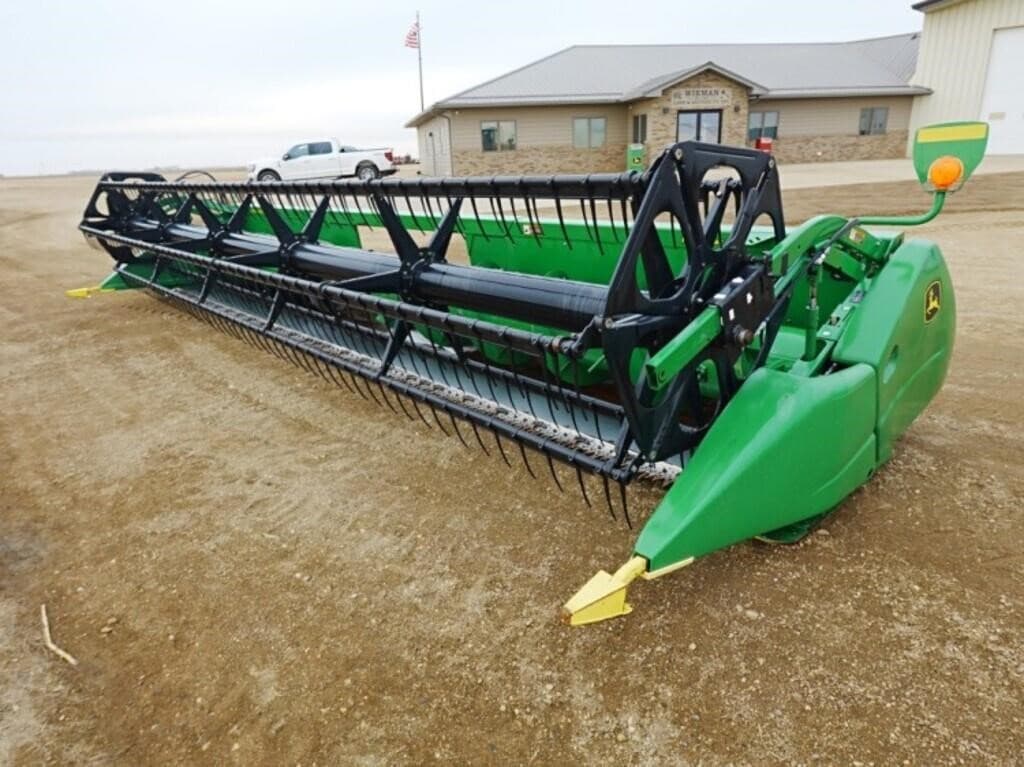 Image of John Deere 625F Primary image