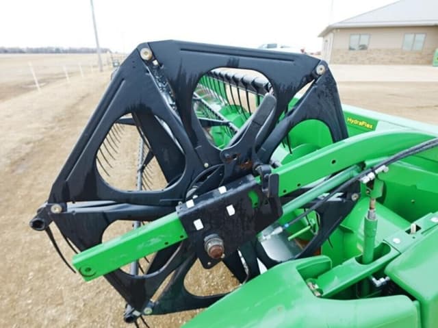 Image of John Deere 625F equipment image 4
