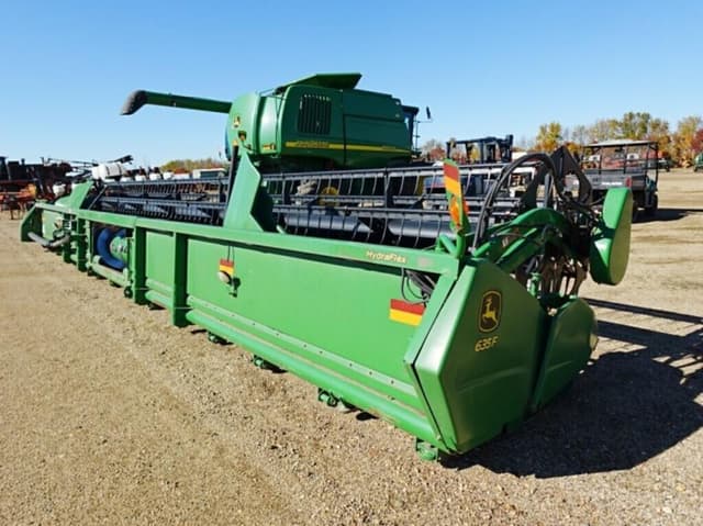Image of John Deere 635F equipment image 3