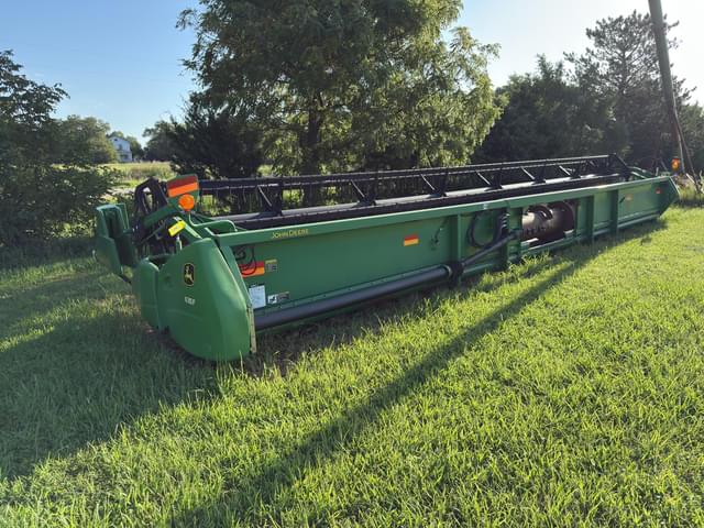 Image of John Deere 635F equipment image 2
