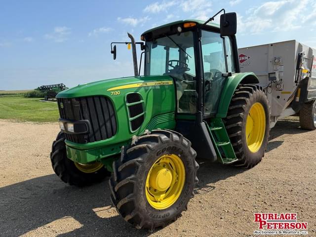 Image of John Deere 7130 equipment image 2