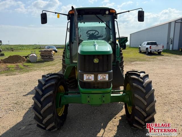 Image of John Deere 7130 equipment image 4