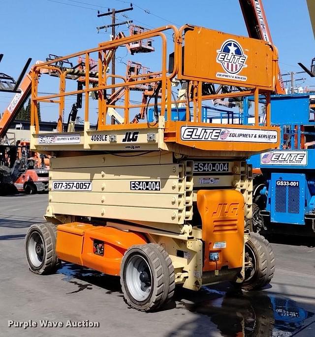 Image of JLG 4069LE equipment image 3