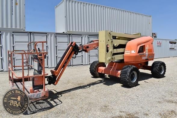 2010 JLG 450AJ Equipment Image0