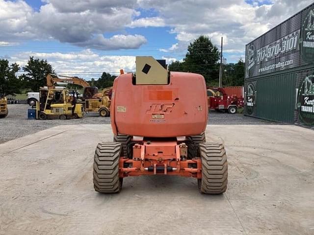 Image of JLG 450AJ equipment image 2