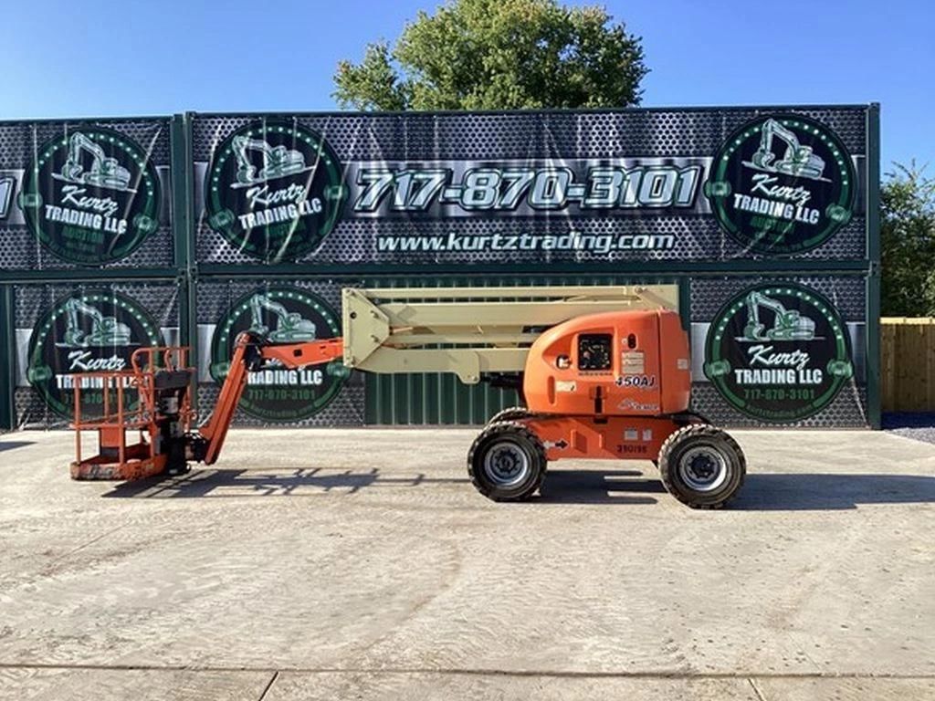 2010 JLG 450AJ Equipment Image0