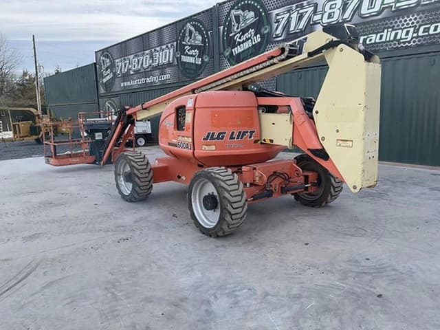 Image of JLG 600AJ equipment image 1