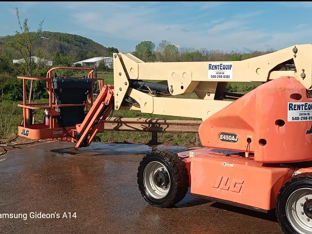 Image of JLG E450AJ equipment image 2