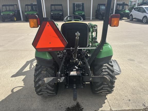Image of John Deere 1023E equipment image 3