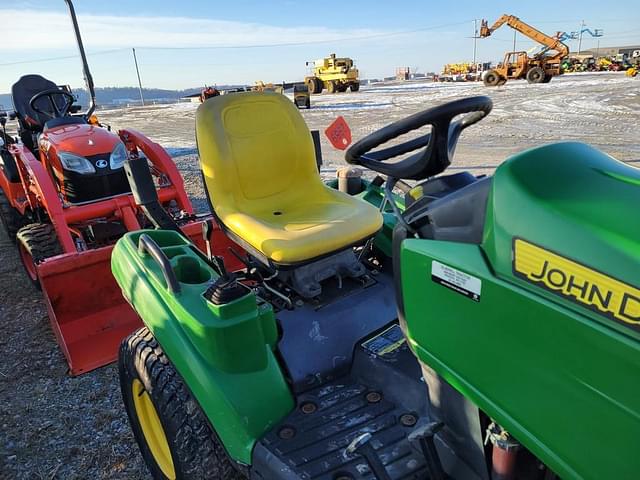 Image of John Deere 1023E equipment image 2