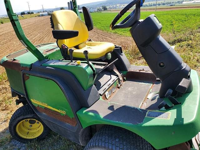 Image of John Deere 1445 equipment image 4