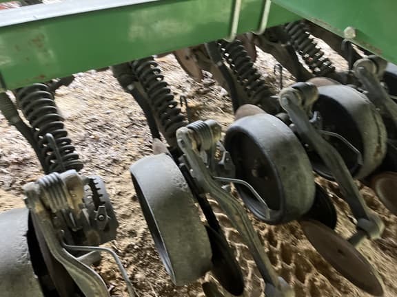 Image of John Deere 1590 equipment image 3