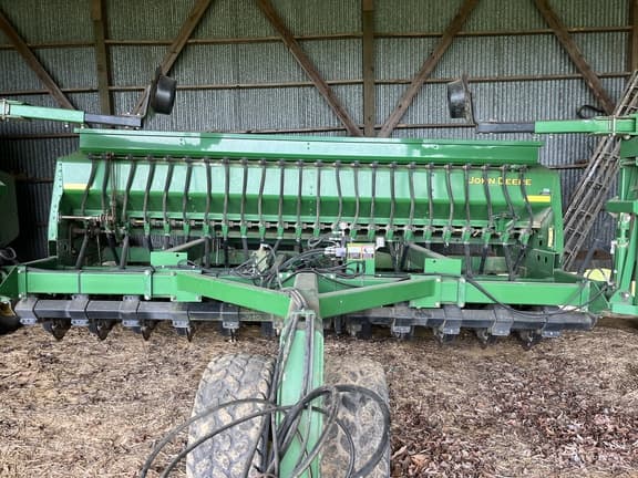 Image of John Deere 1590 Primary image