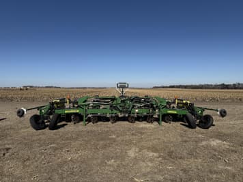 Main image John Deere 1720
