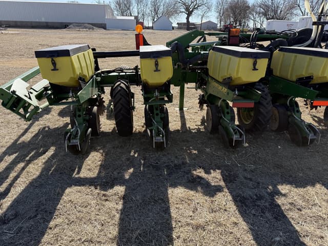 Image of John Deere 1720 equipment image 4