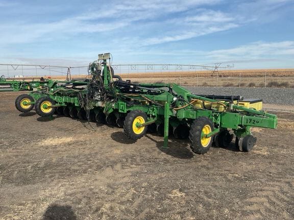 2010 John Deere 1720 Equipment Image0