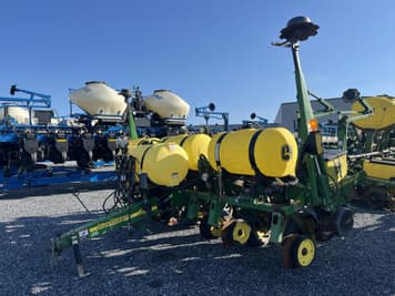 Main image John Deere 1750